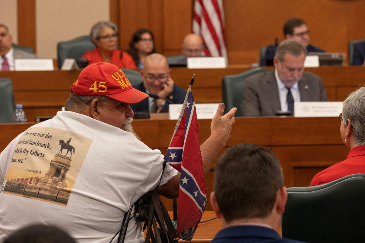 'Get off the golf course!' Texas Republicans squabble as Democrats paralyze vote