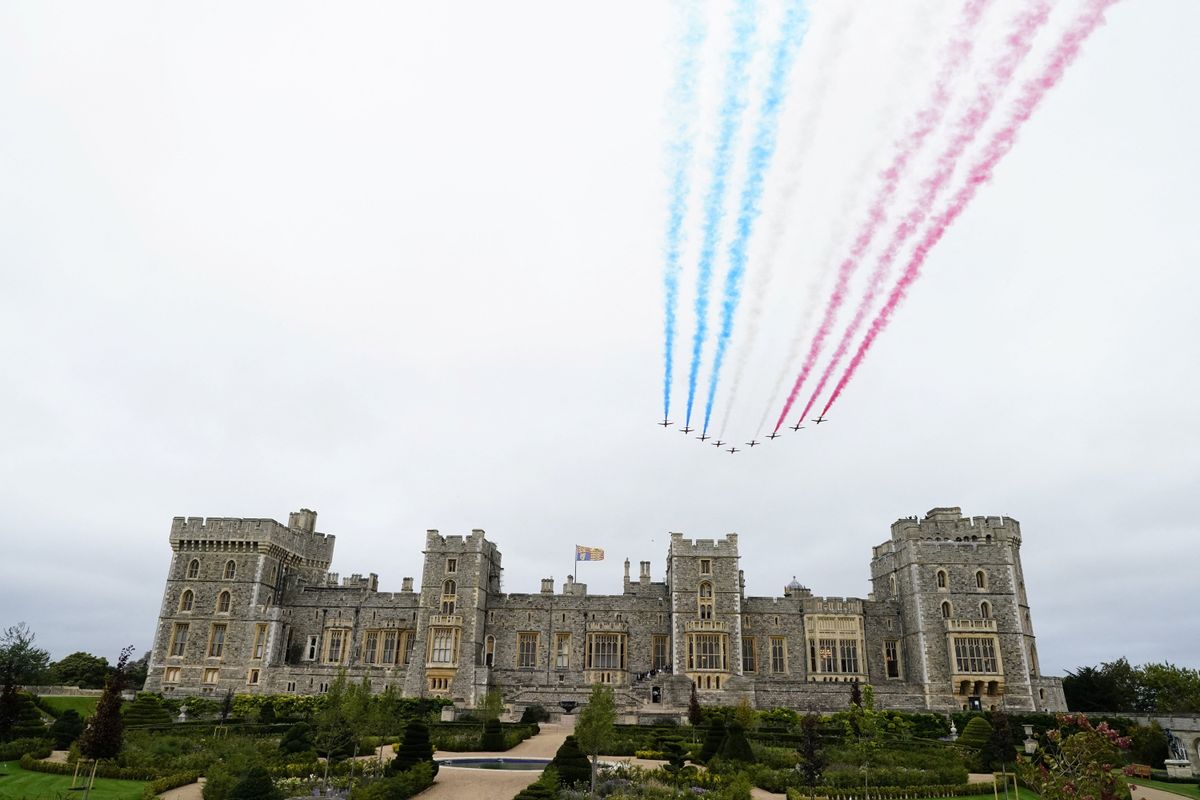 King's staff jokes Trump brought own sheets to avoid tan cream stains on royal linen