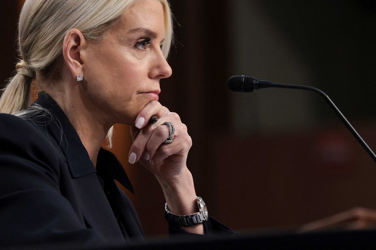 Grilled Pam Bondi refuses to deny that Tom Homan kept $50K in FBI sting