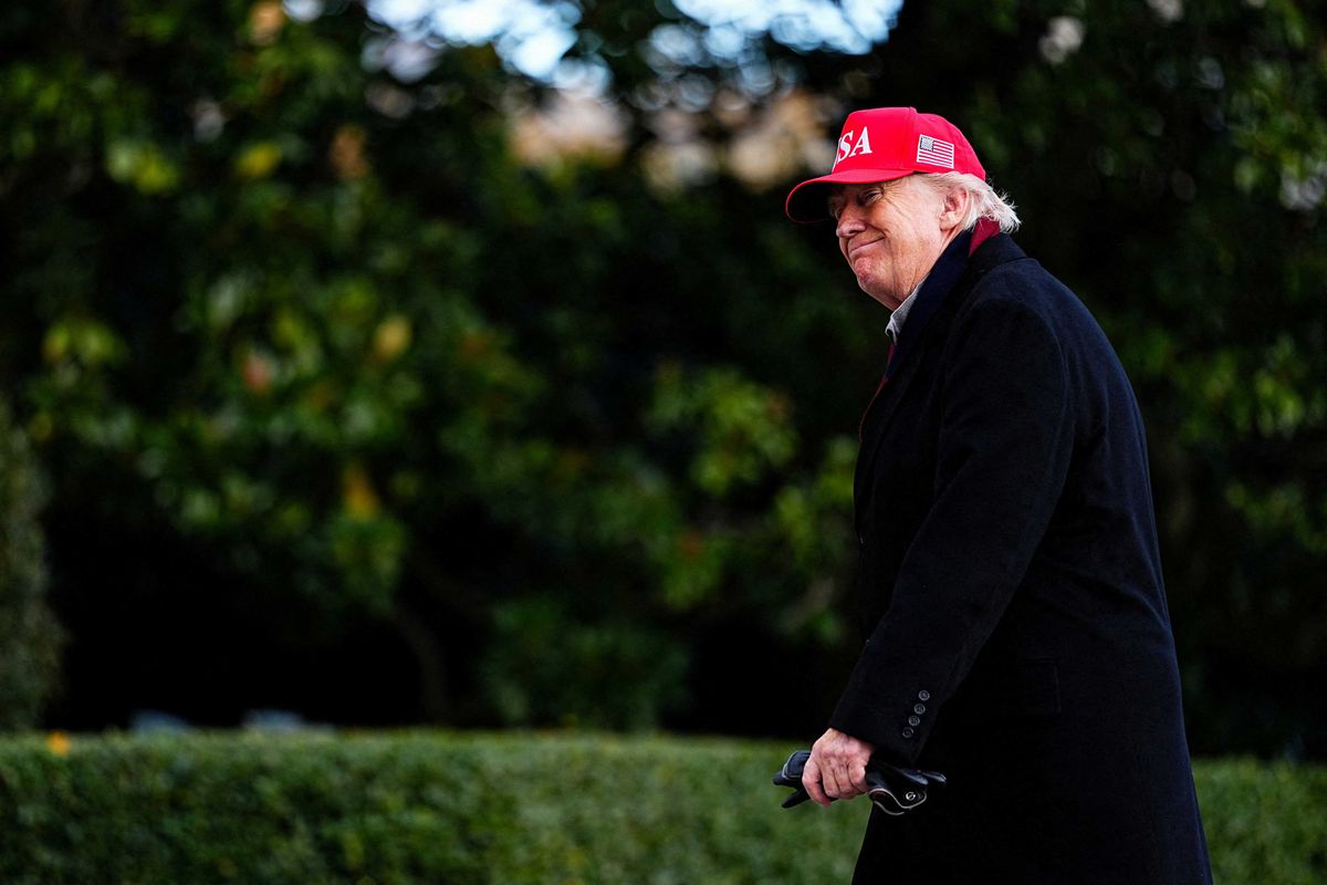 Trump gushes over football player's 'great genes' in offbeat spiel: 'I told you so!'