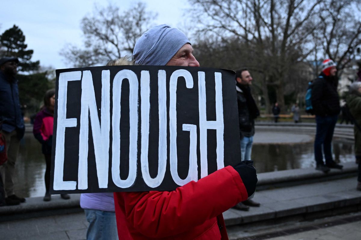 These 4 cowards are living in luxury — and throwing the nation to Trump