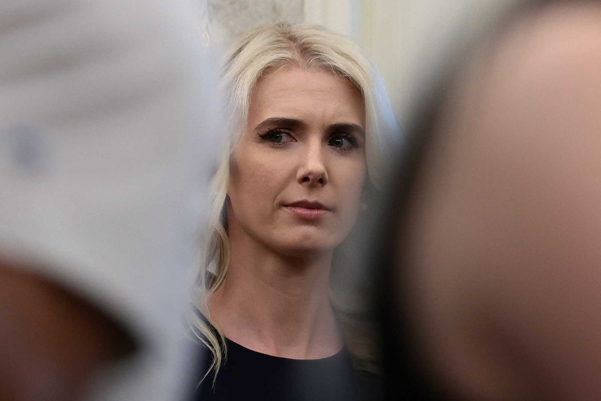 Trump gaze at Natalie Harp during on-camera NASA event catches body language expert's eye