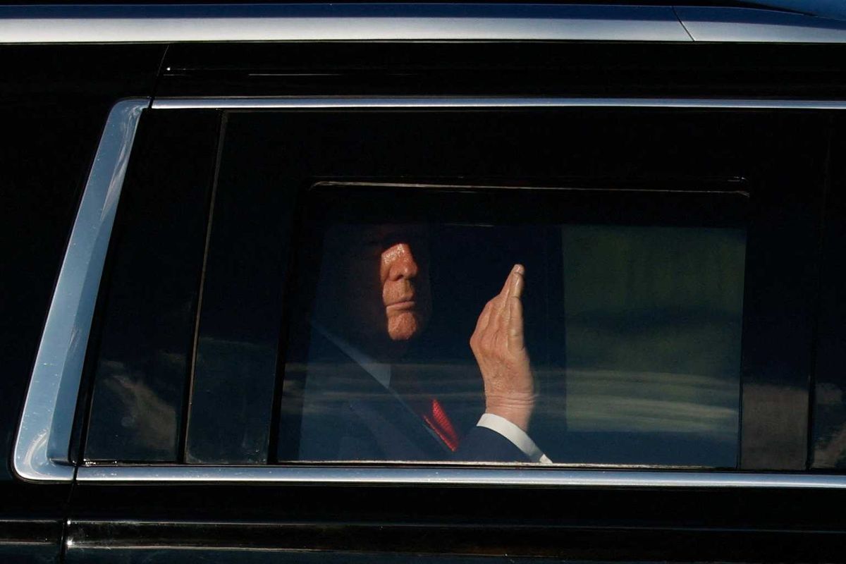 Trump ditched by GOP lawmakers as part of awkward plan that is doomed to fail: report