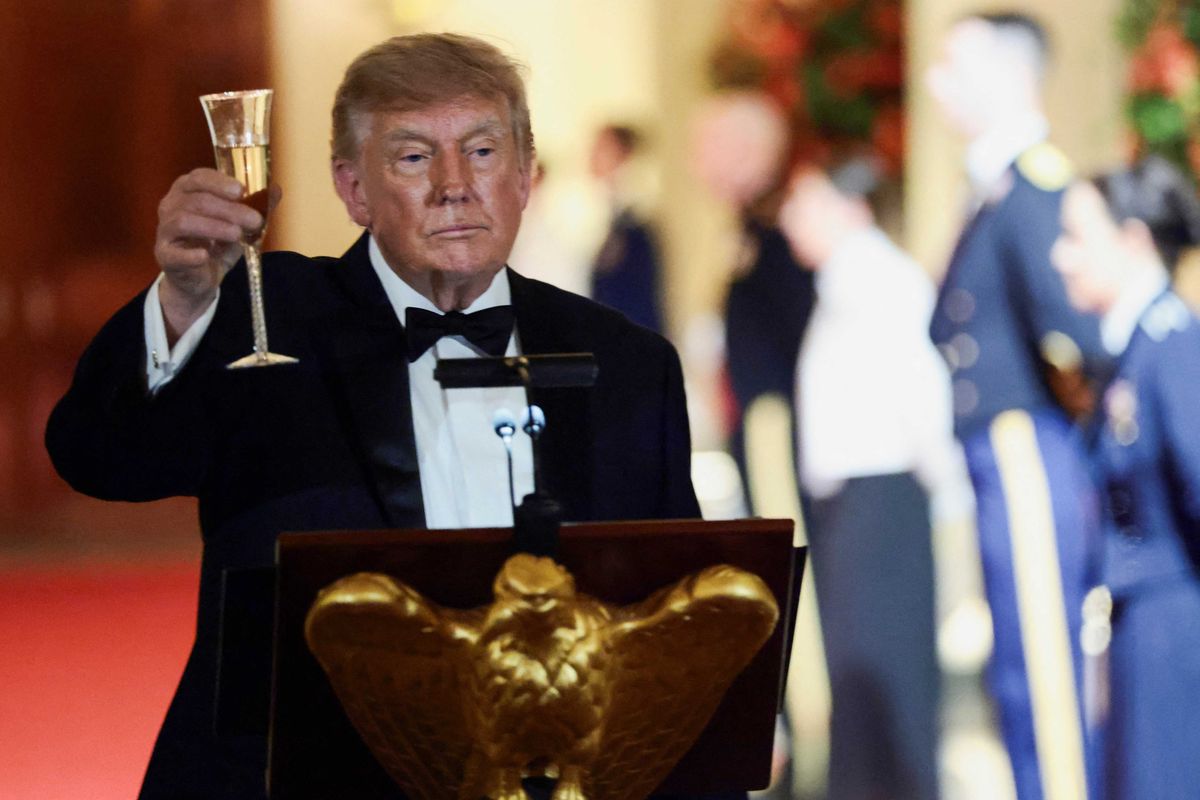 Self-pitying Trump dons reporter cap to tout own record: ‘No one wants to give me credit’