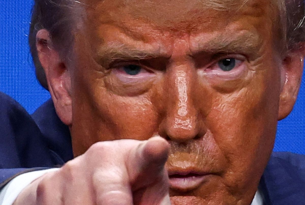 Trump's big bully blunder won a worthless prize