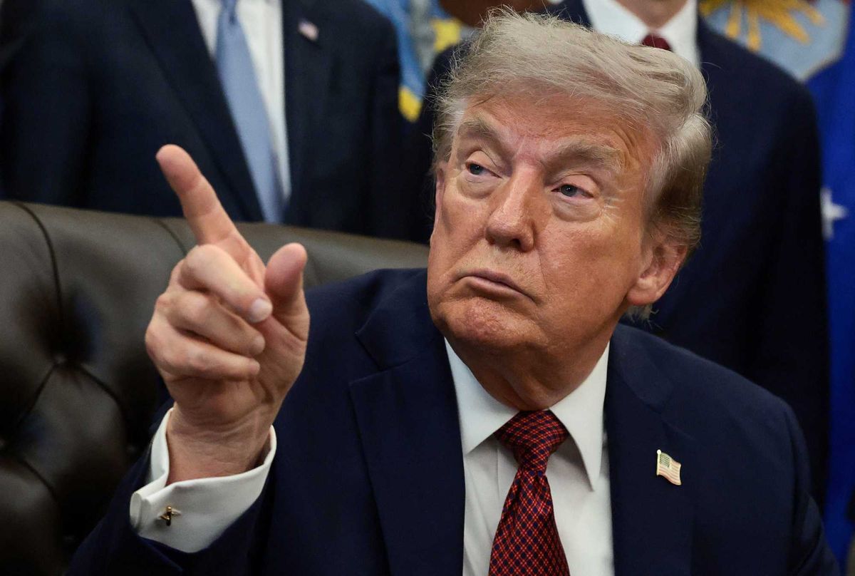 'Bonkers': Eyebrows raised as Trump rambles about Venezuela in Miss Universe tangent