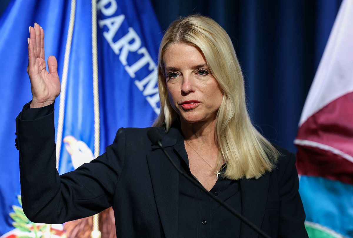 'Blindsided and annoyed': Pam Bondi insiders tell of fury at Tulsi Gabbard