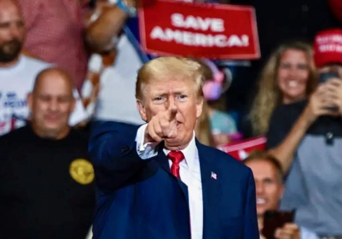 'Find a federal prison': GOP ruthlessly mocked for plan to rename Dulles airport for Trump
