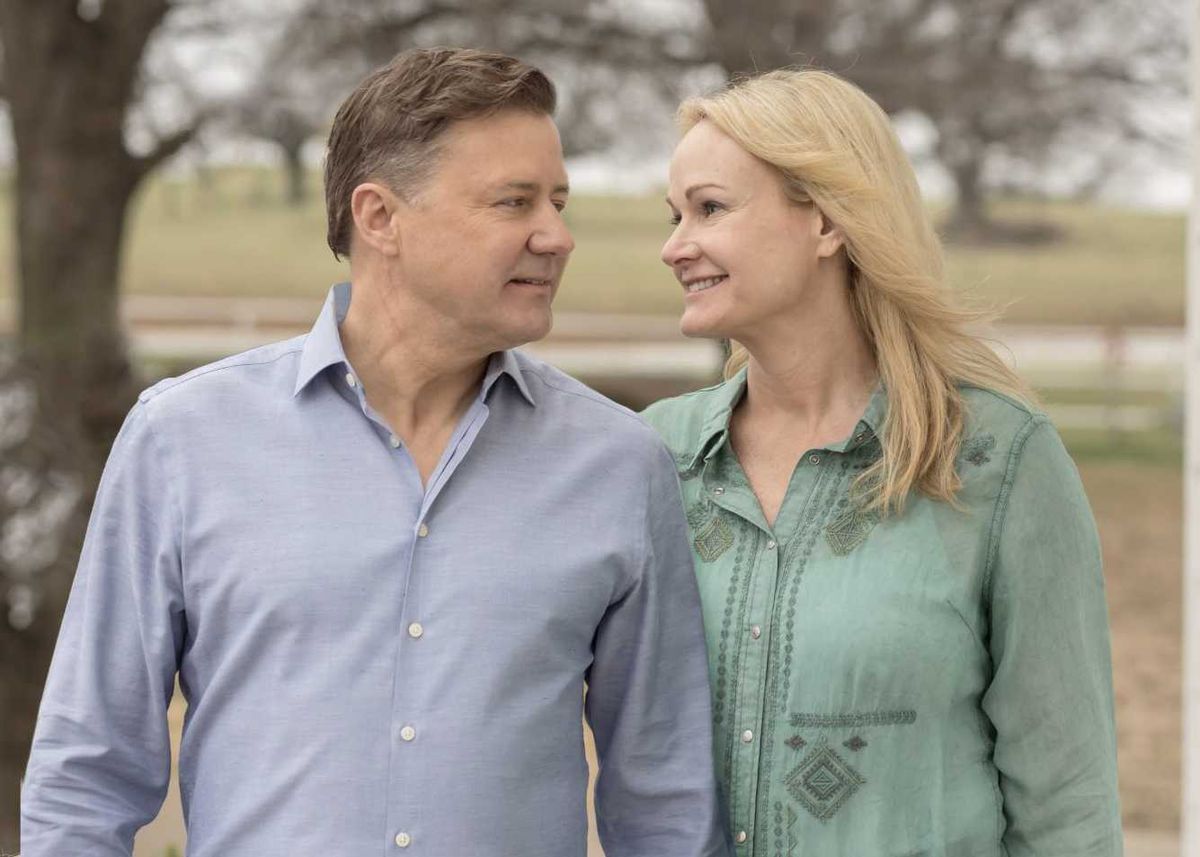 GOP candidate's wife tearfully apologizes for donating to Biden: 'Just heartbreaking'