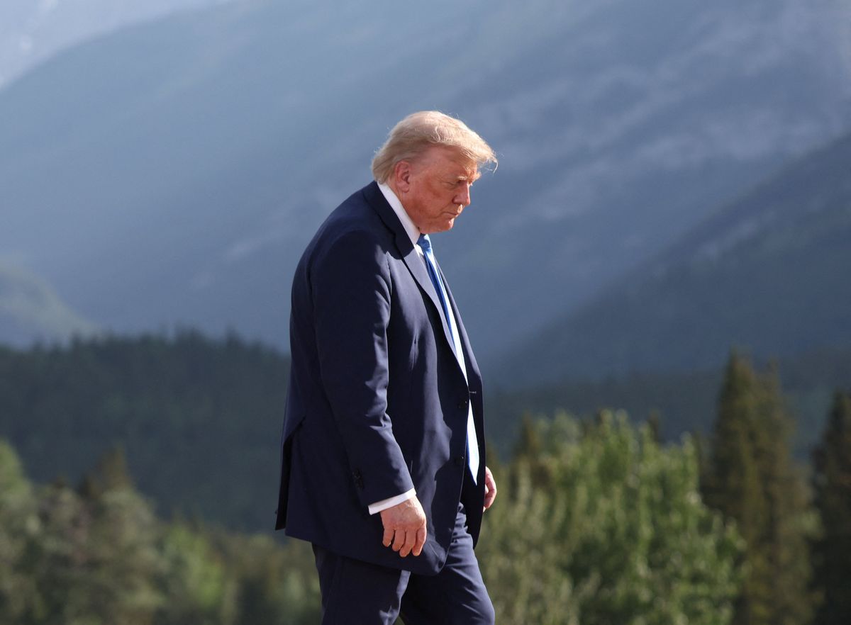 'Civil war in MAGA': Analyst claims Trump is 'waffling' as schism torn in base