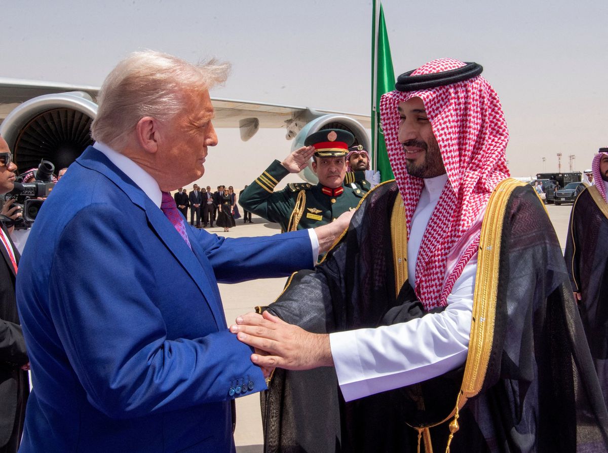 'Corruption tour': Trump lashed by criticism as he arrives in Saudi Arabia