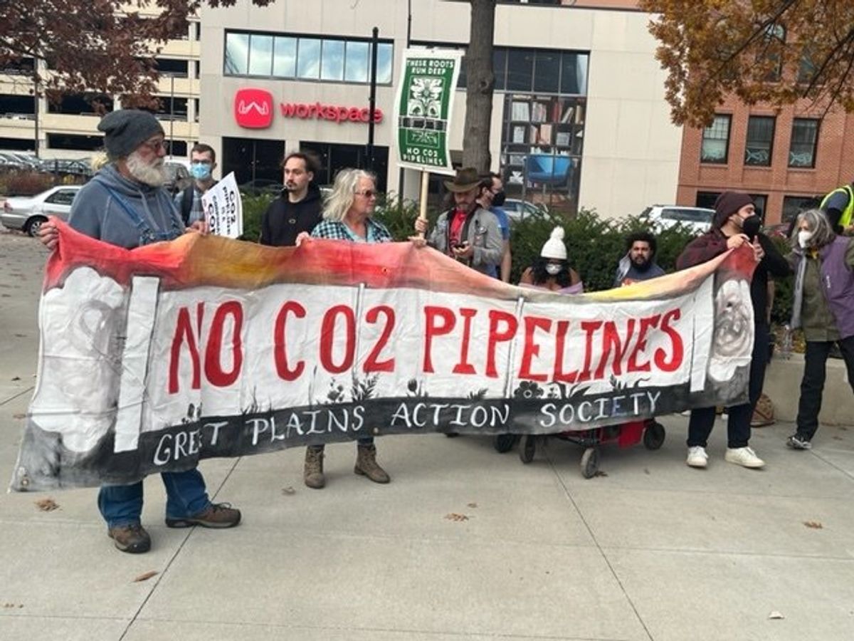 It’s boom time in the Midwest for carbon dioxide pipelines — thanks to federal tax credits