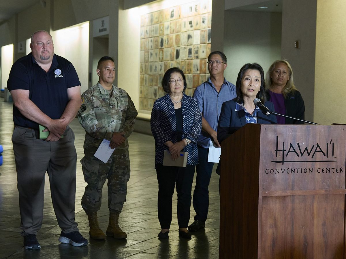 Hawaii to thousands of tourists fleeing Maui wildfires: ‘The rest of the state is open’