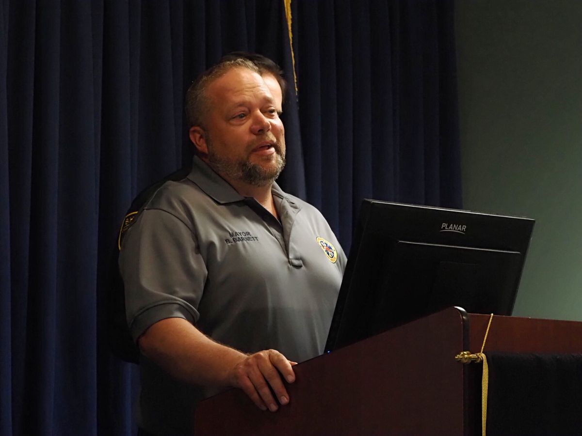 'Bottom feeders' are already creating fake fundraisers for fake victims of MI shooting