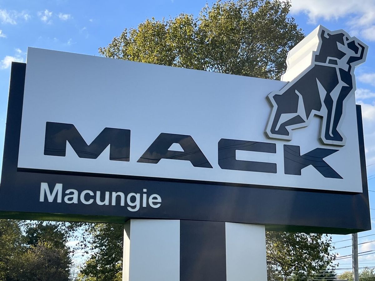 Pennsylvania truck company blames tariffs as it announces huge layoffs