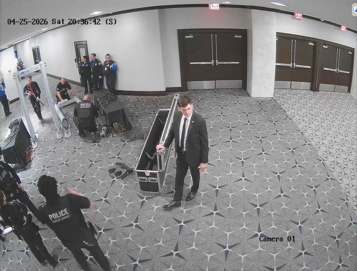 Journalist dismantles Trump admin’s narrative on WHCD shooting: ‘Don’t see a muzzle flash’