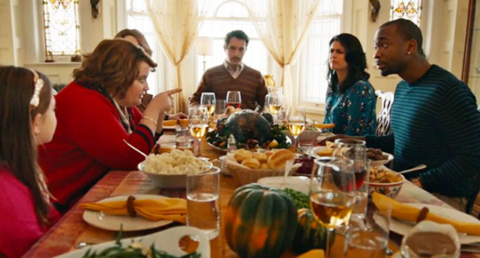 SNL has the perfect answer for how to silence crazy right-wing talk from family at Thanksgiving dinner