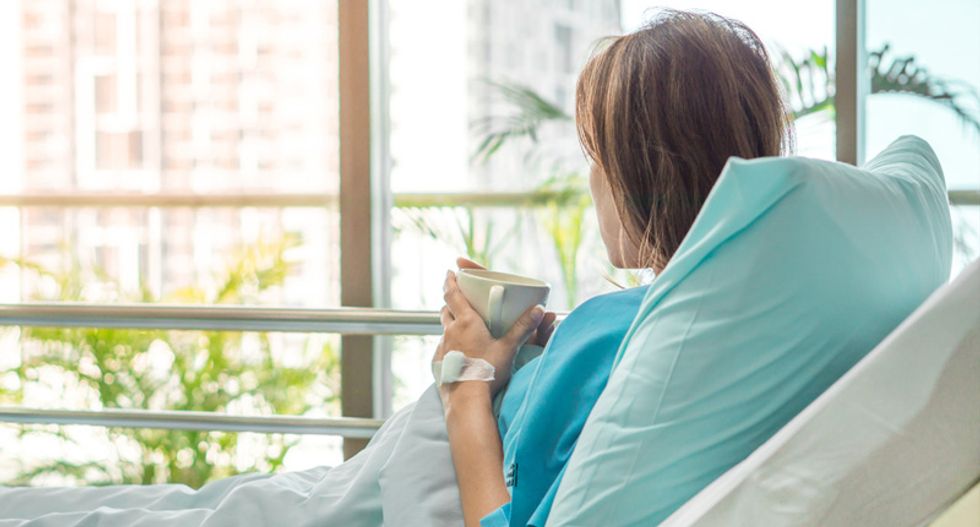Transplant clinic suggests woman crowdfund to obtain life-saving treatment in latest US health care horror story