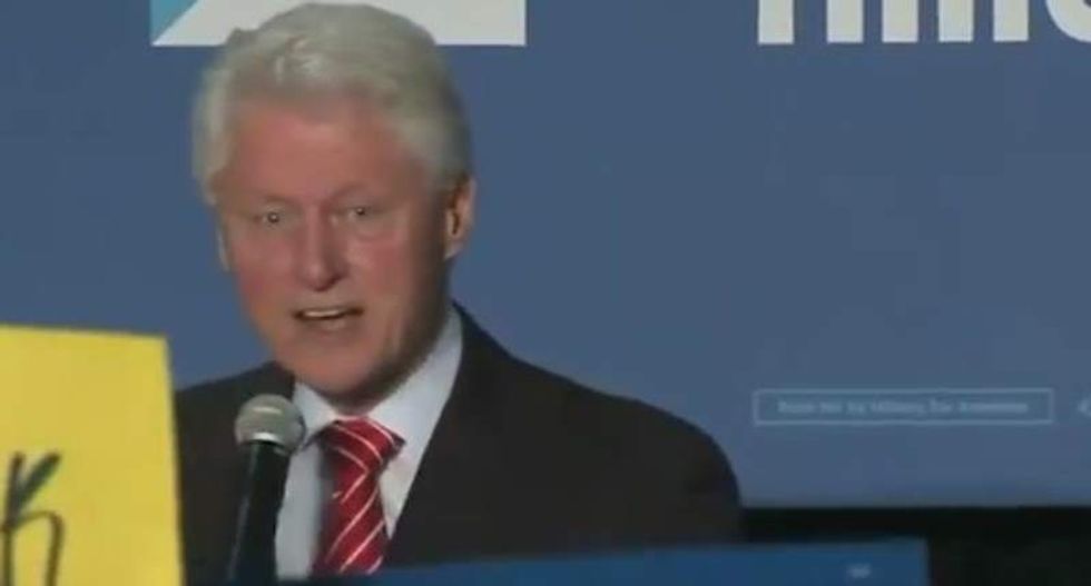 Bill Clinton accuses #BlackLivesMatter rally protesters of defending 'gang leaders'