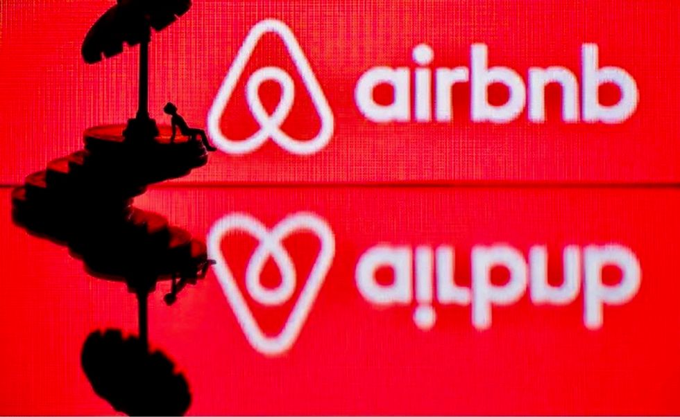 Is is safe to stay in a hotel, cabin or rental home yet?