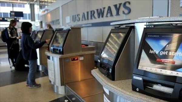 US Airways replies to Twitter complaint with graphic sexual photo involving a toy plane