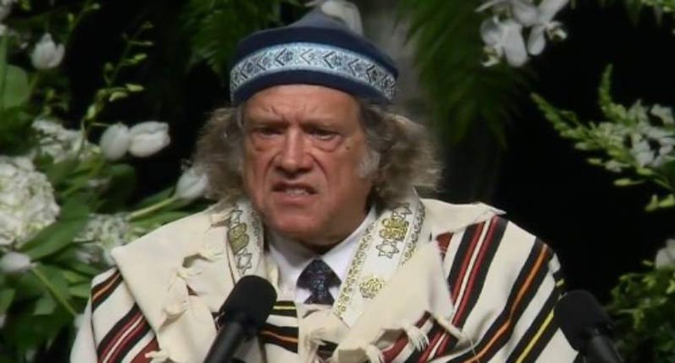 Rabbi Michael Lerner rips Trump, predicts Clinton presidency in fiery speech at Ali funeral
