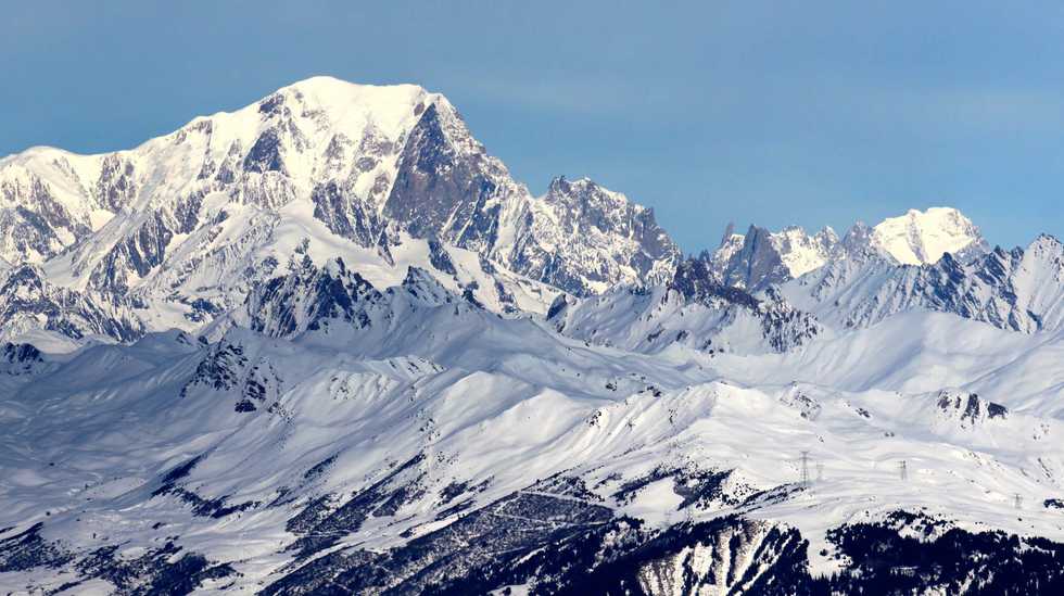 French mayor urges crackdown on the 'wackos' climbing Mont Blanc