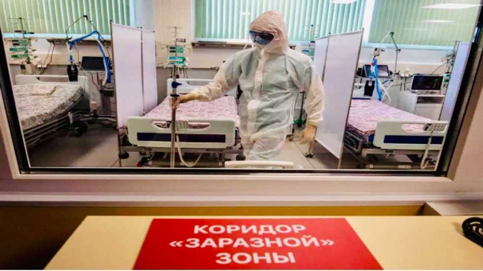 Russian medics ask where Putin's virus bonuses went
