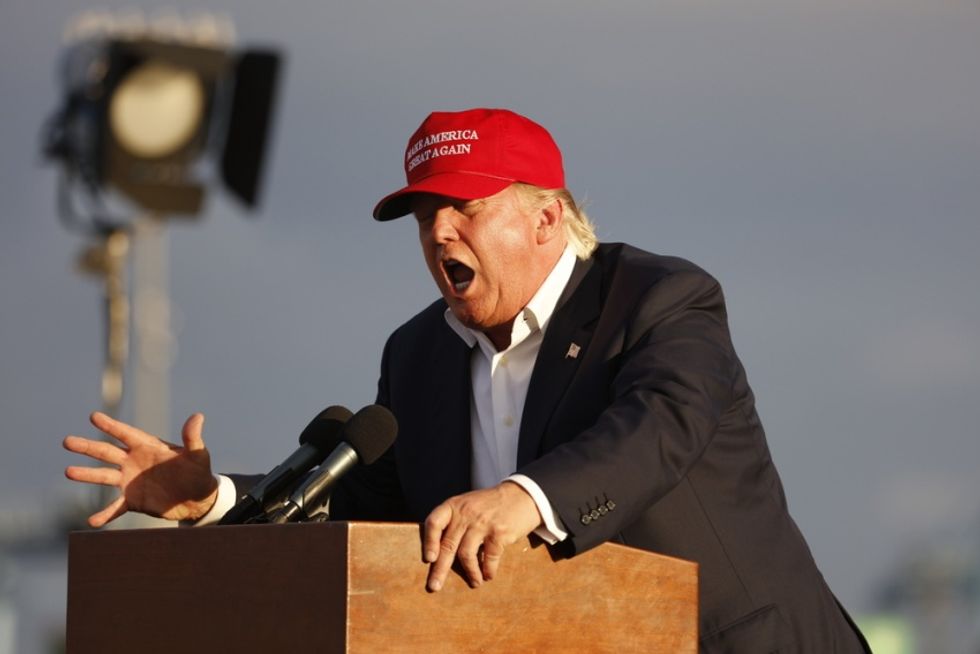 Here are 5 ways Trump’s godawful campaign has gone from dumpster fire to landfill inferno