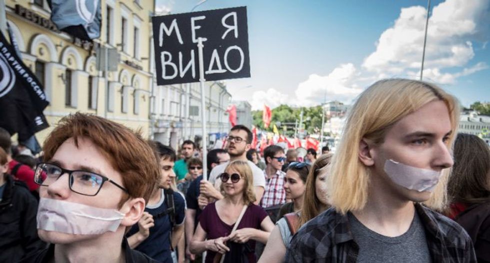 Russians march through central Moscow to protest internet crackdown