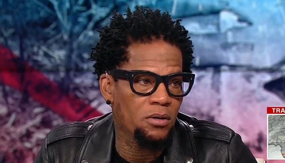 DL Hughley explains to CNN why Trump's 'game show host' governing is 'no different than a banana republic'
