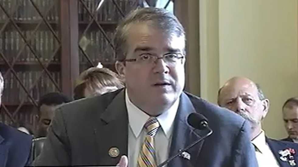 Republican rep. shouts 9/11 'Let's roll!' battlecry before anti-Obamacare vote