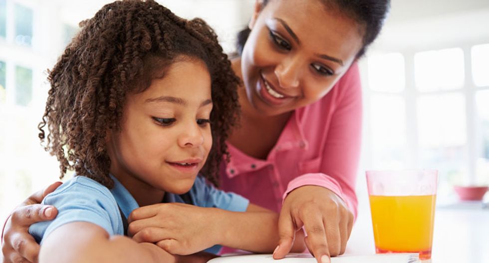 Illinois GOP bill attacks single moms: No birth certificate or financial aid without the father