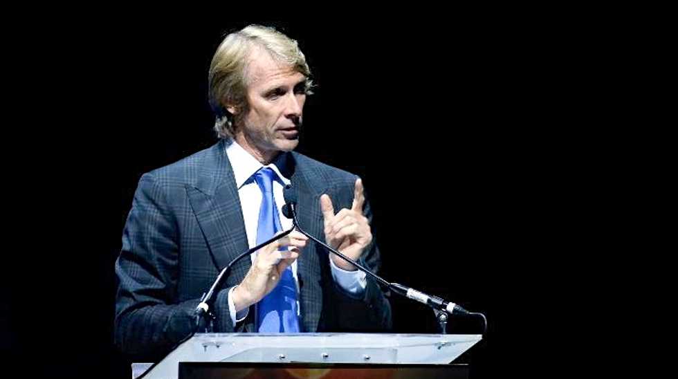 'Transformers' director Michael Bay attacked in Hong Kong by mobsters demanding pay for filming