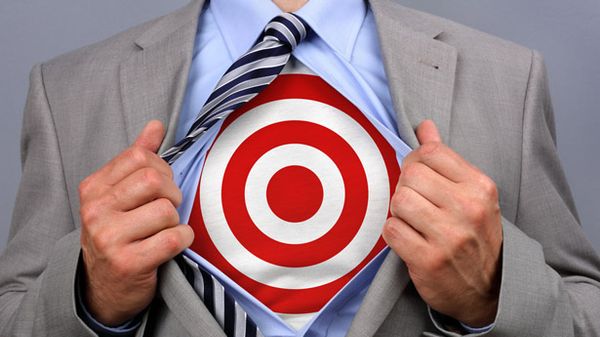 Target offers 10 percent weekend discount after credit card security breach