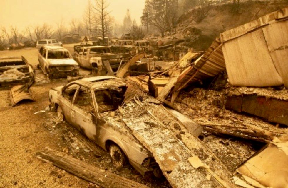 California teen learns to drive while escaping wildfire