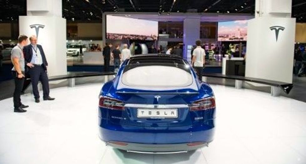 Tesla Motors under investigation after driver dies while using self-driving car's 'autopilot'