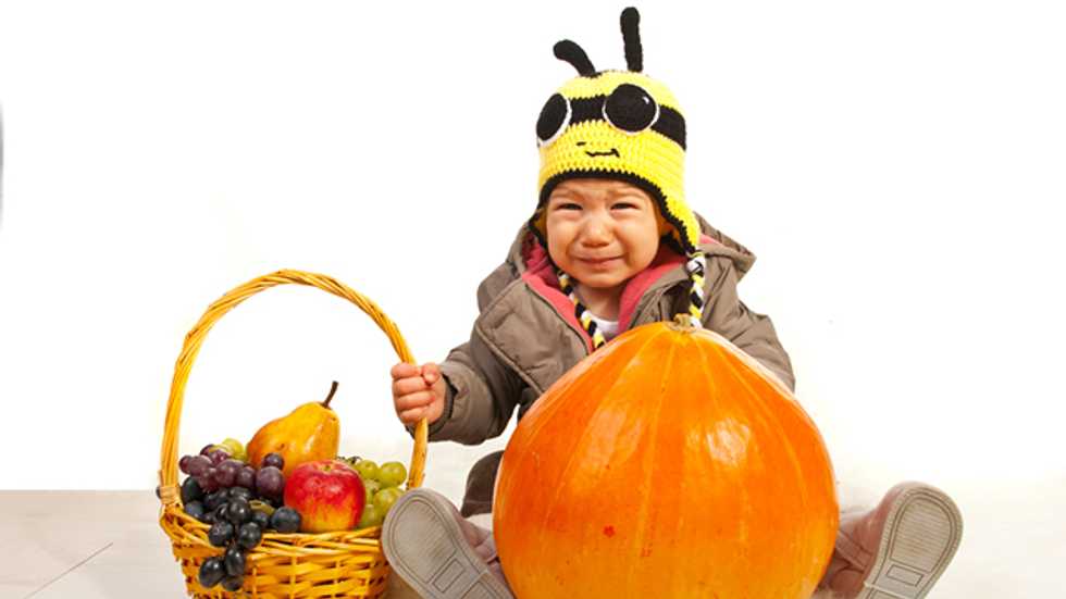 North Dakota woman shames 'moderately obese' kids with letters instead of Halloween candy