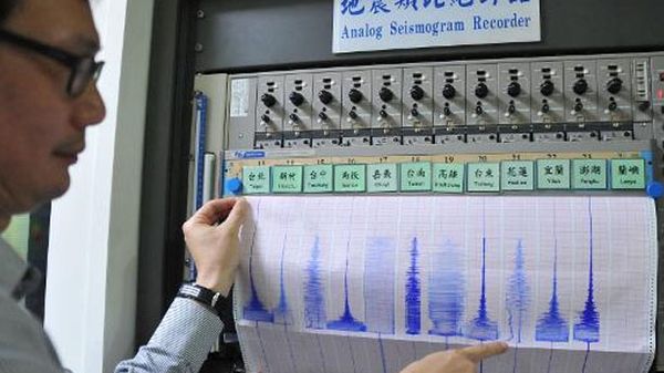 Strong earthquake hits Taiwan, shakes buildings in capital