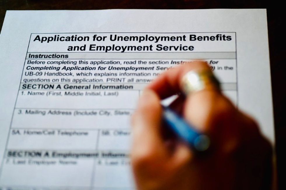 US jobless claims begin decline, but still high at 3.2 million