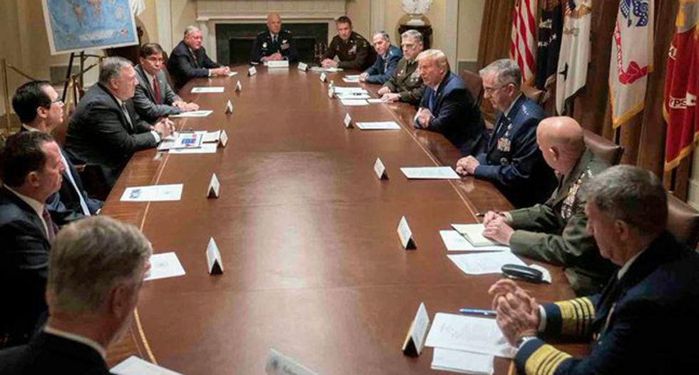 Trump met with his Secretary of State and Pentagon chief on Saturday — and nobody was wearing a mask
