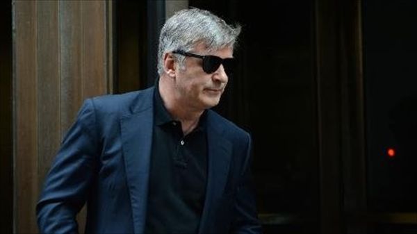 Alec Baldwin calls NYC 'carnival of stupidity' in Twitter rant over traffic ticket