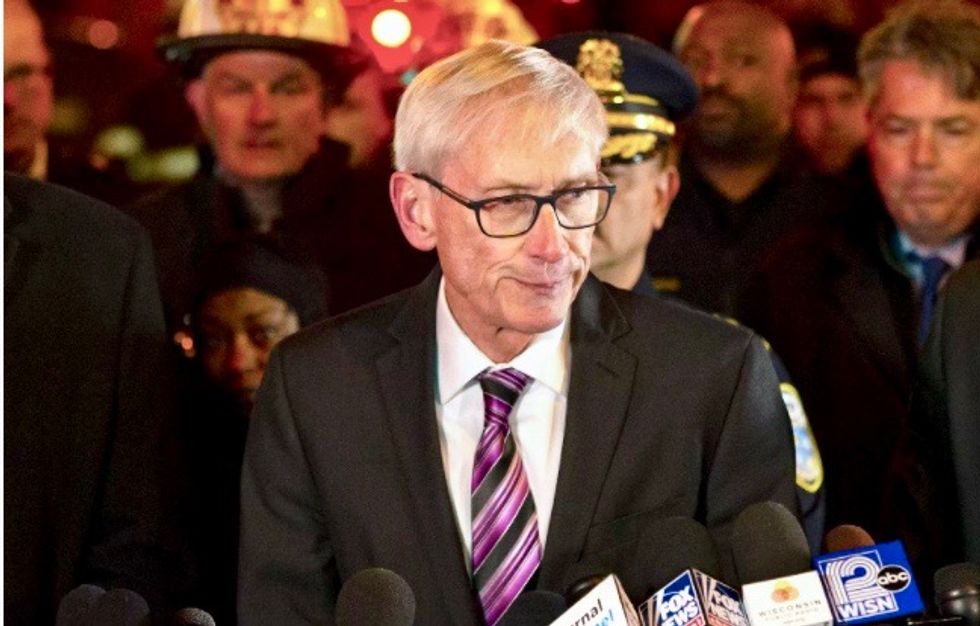 'We are going to have more deaths,' warns Wisconsin governor as State Supreme Court strikes down stay-at-home order