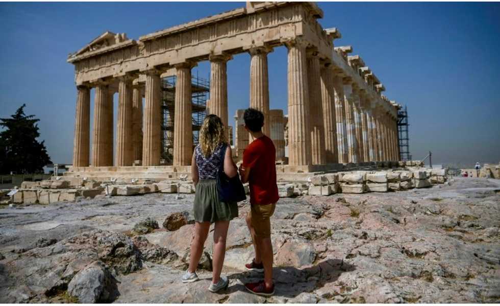 Acropolis in Athens reopens after virus shutdown