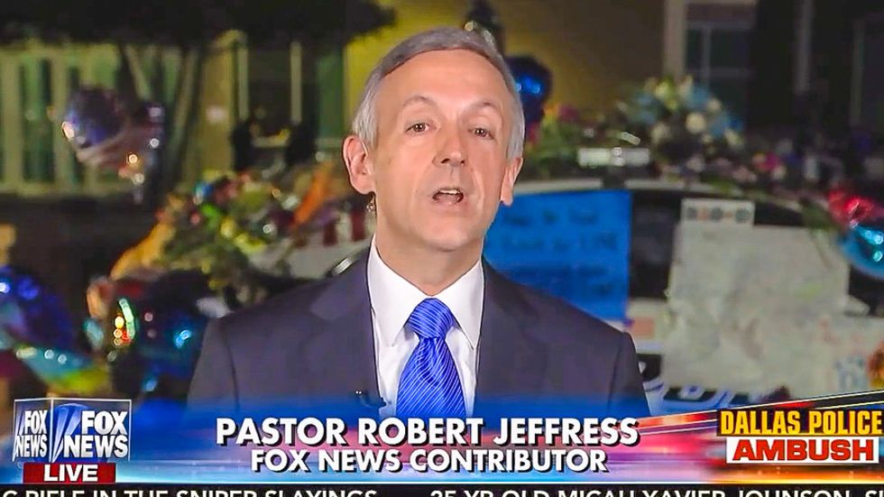 Dallas pastor Robert Jeffress: Cops are 'ministers of God sent by God to punish evildoers'