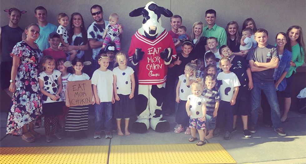 Chick-fil-A forced to feed dozens of Duggars after child molesting Josh dresses up like a cow