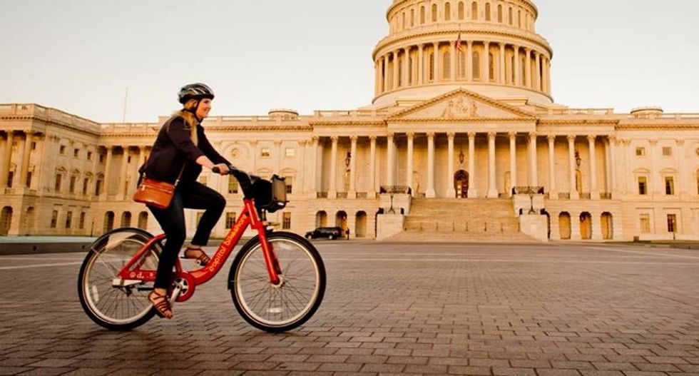 ‘He wants people to get fat’: Internet wonders why Trump nixed Obama-era WH bike share station