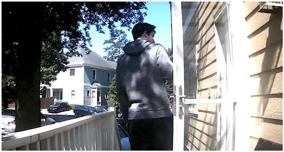 Arrest warrants issued for white lacrosse players who confronted a black man on his doorstep after cops initially let them go
