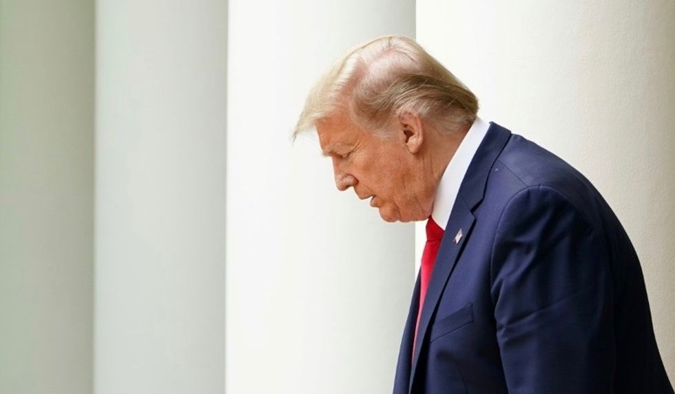 Trump is 'out of time, out of targets' as his campaign stalls out and election day looms: CNN analyst