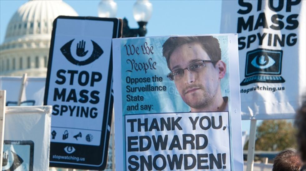 Anti-surveillance petition gathers enough signatures for White House response